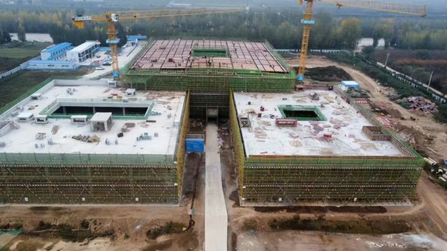 扶風(fēng)縣博物館設(shè)計建筑面積7542平方米，主體結(jié)構(gòu)進入封頂