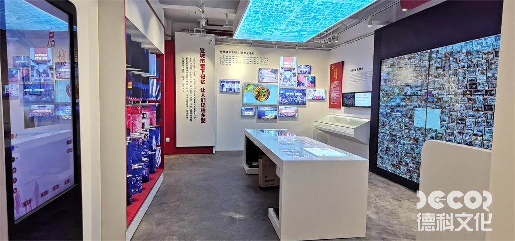 在廣州展廳設(shè)計(jì)中，如何利用展示品的材質(zhì)和質(zhì)感